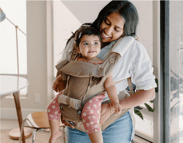 Huggs® Baby Hip Carrier With Patented Hipbelt